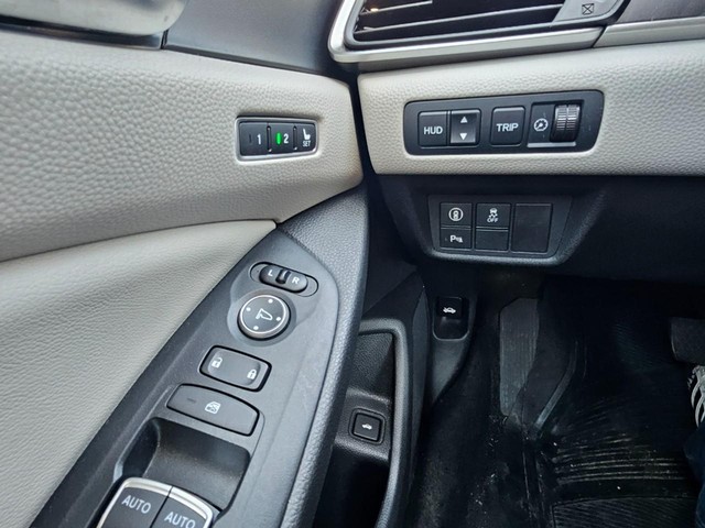 2018 Honda Accord Touring image 20