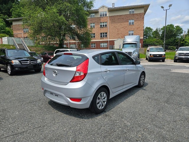2017 Hyundai Accent SE image 07