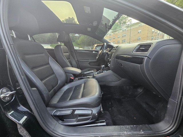 2018 Volkswagen Jetta Sport 6A image 10