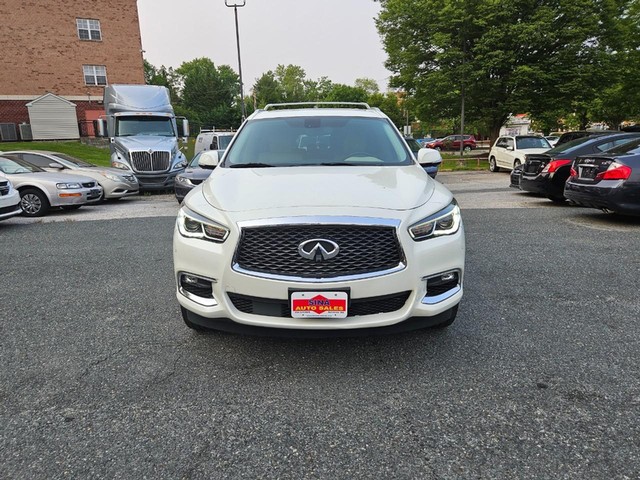 2017 INFINITI QX60 Base AWD image 02