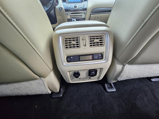 2017 INFINITI QX60 Base AWD image 17