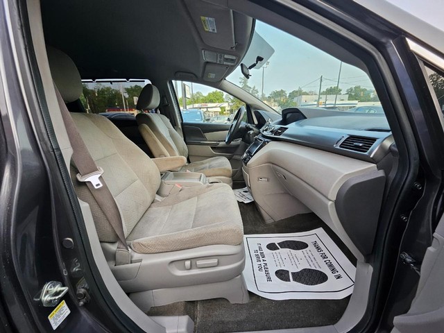 2015 Honda Odyssey EX image 12