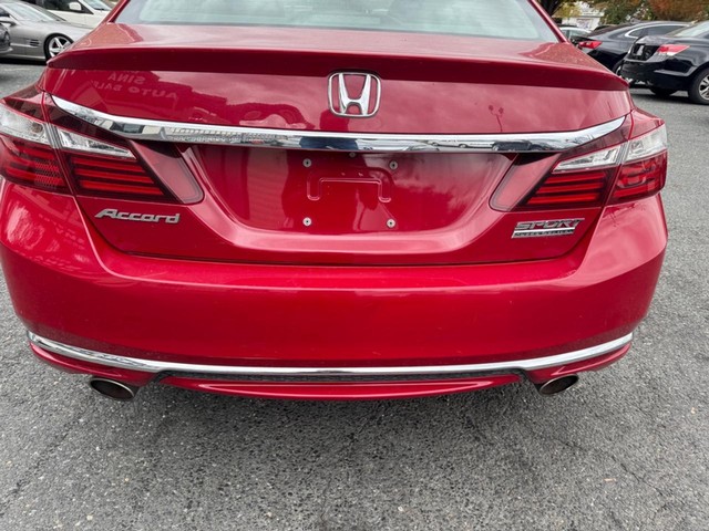 2017 Honda Accord Sport image 04