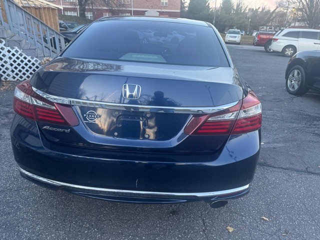 2017 Honda Accord LX Sedan CVT image 05