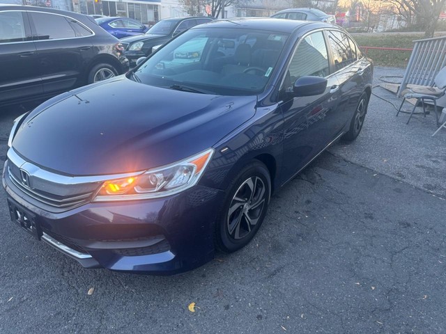 2017 Honda Accord LX Sedan CVT image 06