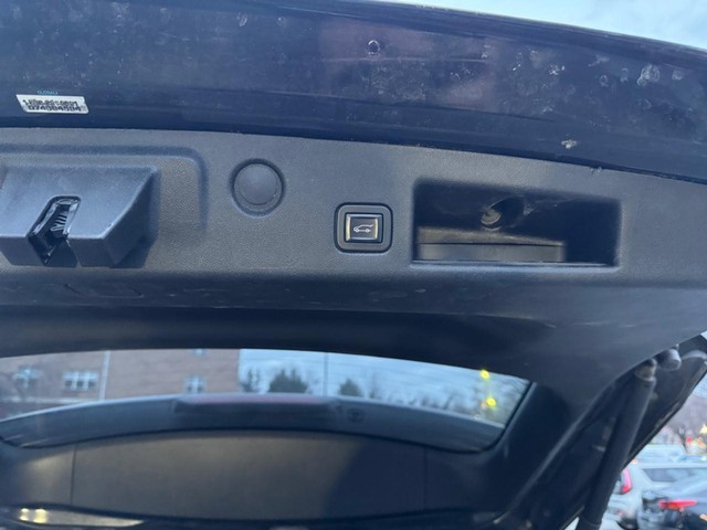 2019 Chevrolet Equinox LT image 04