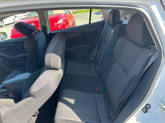 2022 Subaru Impreza Base 5-Door image 09