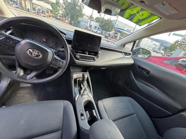 2025 Toyota Corolla LE image 07