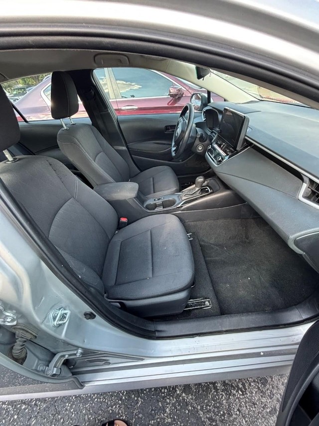2025 Toyota Corolla LE image 10