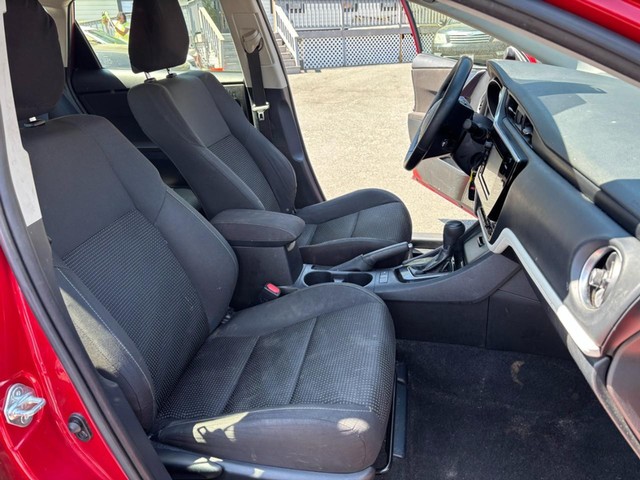 2018 Toyota Corolla iM im hatchback image 10