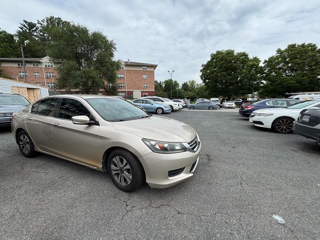 2015 Honda Accord LX image 02
