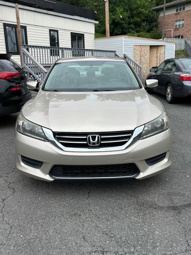 2015 Honda Accord LX image 03