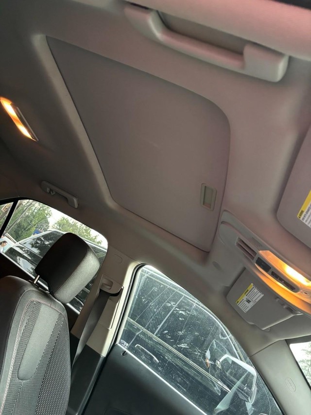2016 Chevrolet Equinox LT image 07