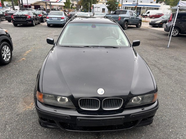 2000 BMW 528iA Sport Wagon image 06