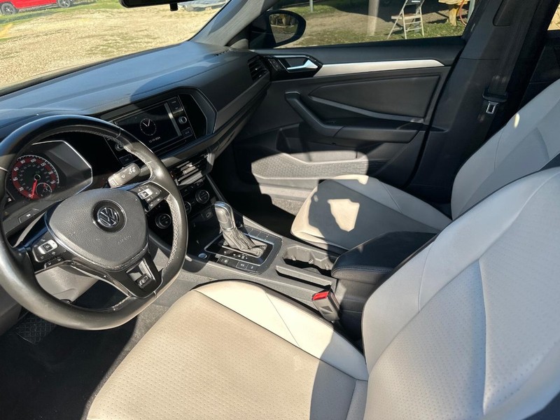 Volkswagen Jetta Vehicle Image 07