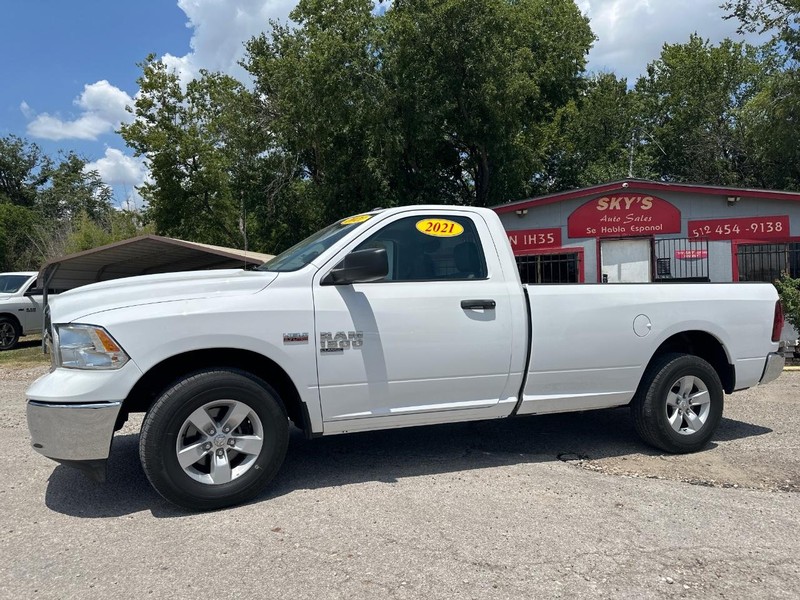Ram 1500 Classic Vehicle Image 02