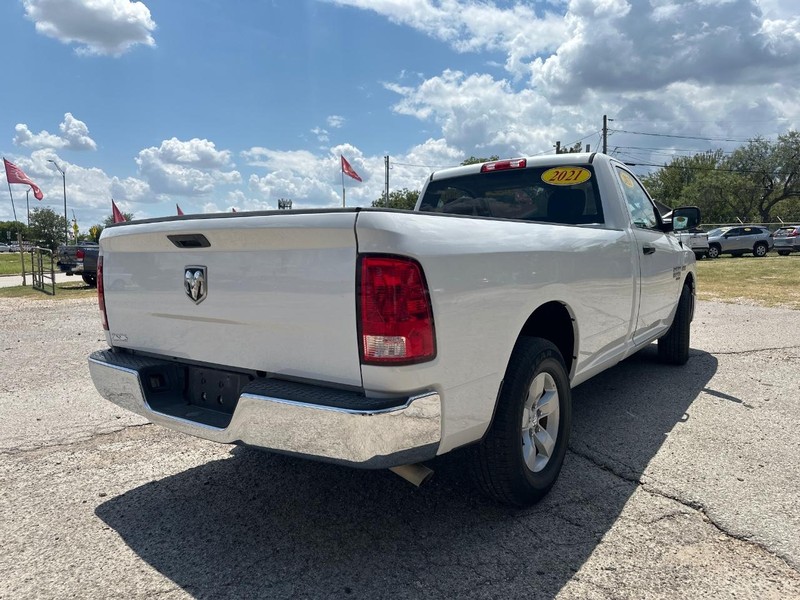Ram 1500 Classic Vehicle Image 04