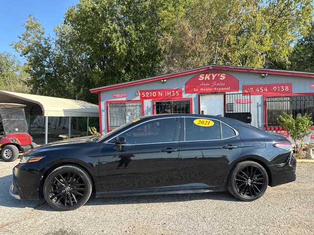 2021 Toyota Camry XSE's photo