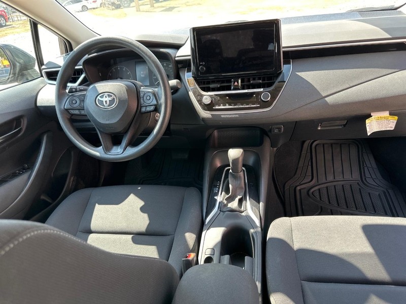 Toyota Corolla Vehicle Image 10