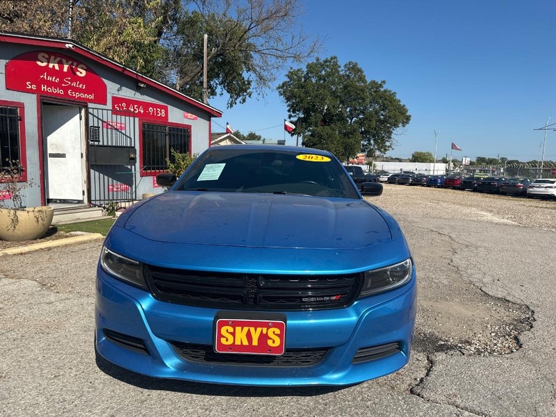 Dodge Charger Vehicle Full-screen Gallery Image 04