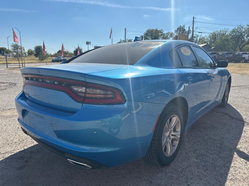 Dodge Charger Vehicle Full-screen Gallery Image 07
