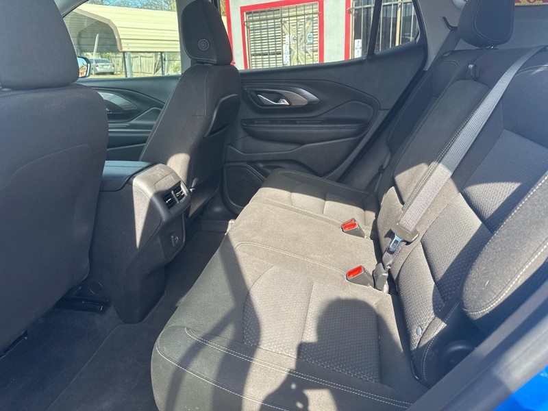 GMC Terrain Vehicle Image 08