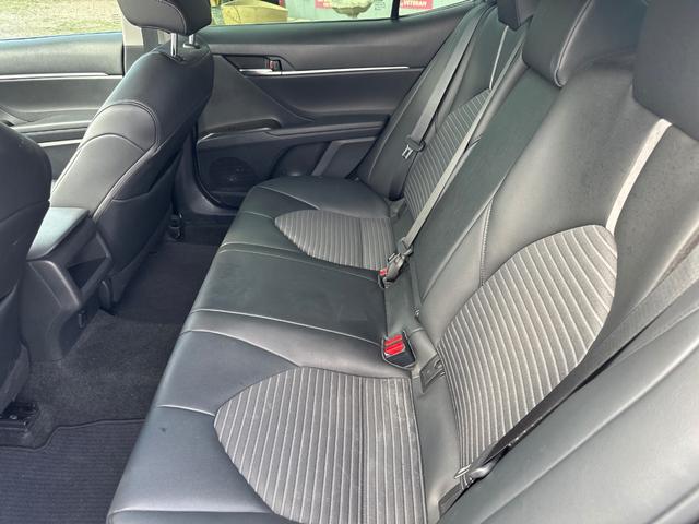 Toyota Camry Vehicle Image 08