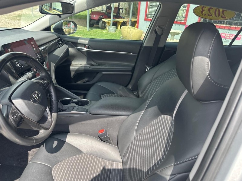 Toyota Camry Vehicle Image 07