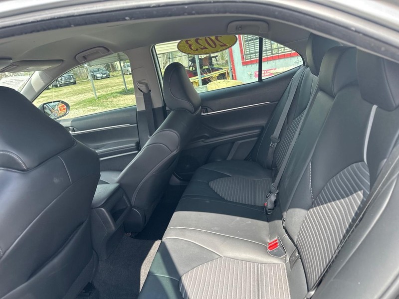 Toyota Camry Vehicle Image 08