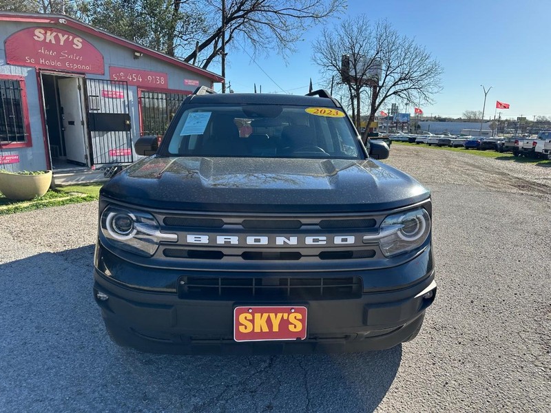 Ford Bronco Sport Vehicle Full-screen Gallery Image 07