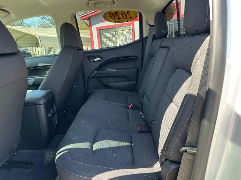 Chevrolet Colorado Vehicle Image 09