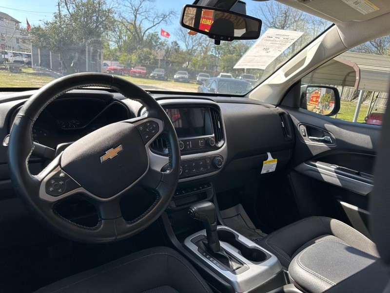 Chevrolet Colorado Vehicle Image 10