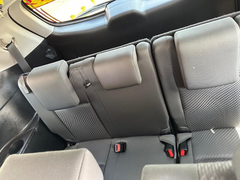 Toyota Highlander Vehicle Image 09