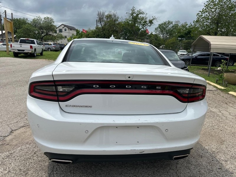 Dodge Charger Vehicle Image 05