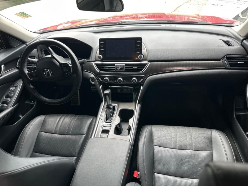 Honda Accord Sedan Vehicle Image 09