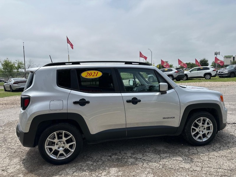 Jeep Renegade Vehicle Image 03