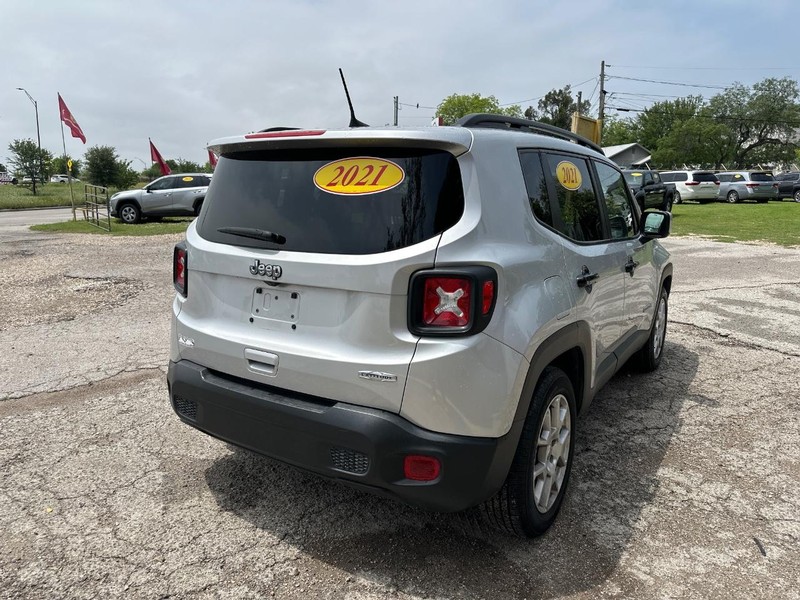 Jeep Renegade Vehicle Image 04