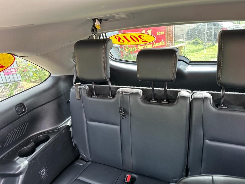 Toyota Highlander Vehicle Image 09