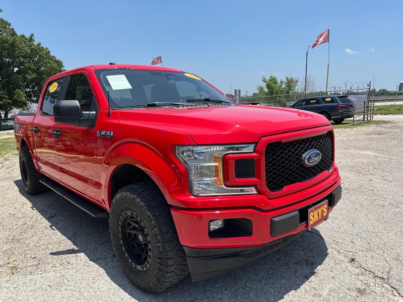 Ford F-150 Vehicle Full-screen Gallery Image 07