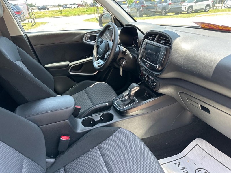 Kia Soul Vehicle Image 07