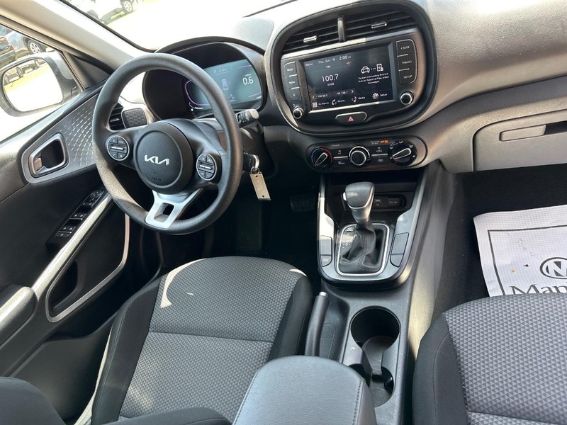 Kia Soul Vehicle Image 09