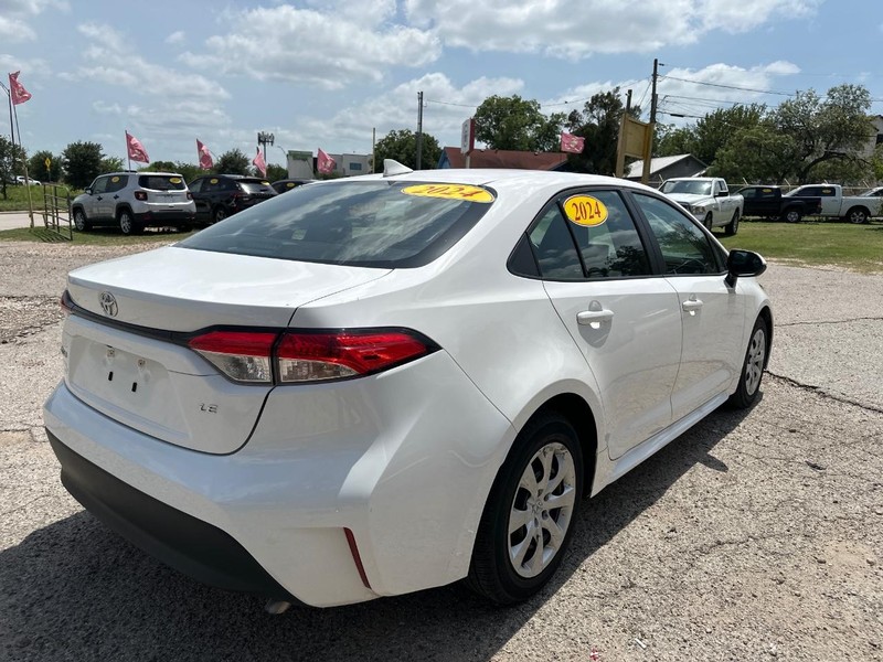 Toyota Corolla Vehicle Image 05