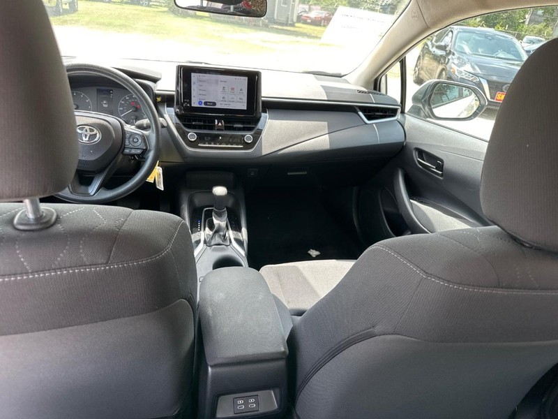 Toyota Corolla Vehicle Image 10