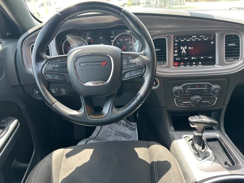 Dodge Charger Vehicle Image 10