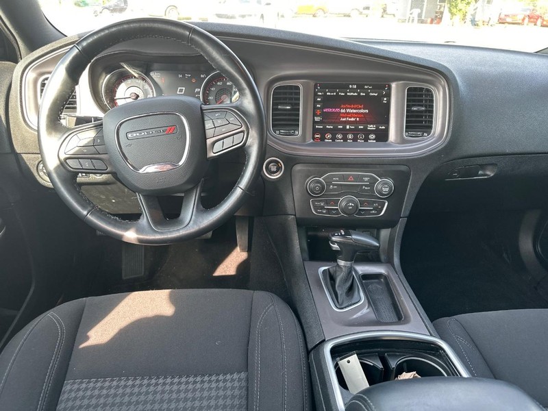 Dodge Charger Vehicle Image 10