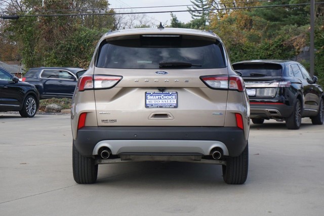 2020 Ford Escape SEL AWD image 04