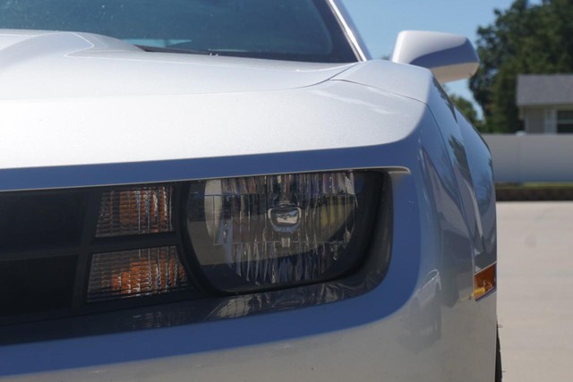 2013 Chevrolet Camaro LT image 10