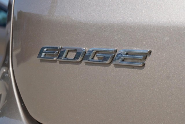 2020 Ford Edge SEL AWD image 19