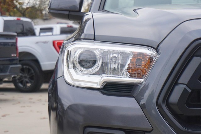 2021 Toyota Tacoma 4WD SR Double Cab image 09