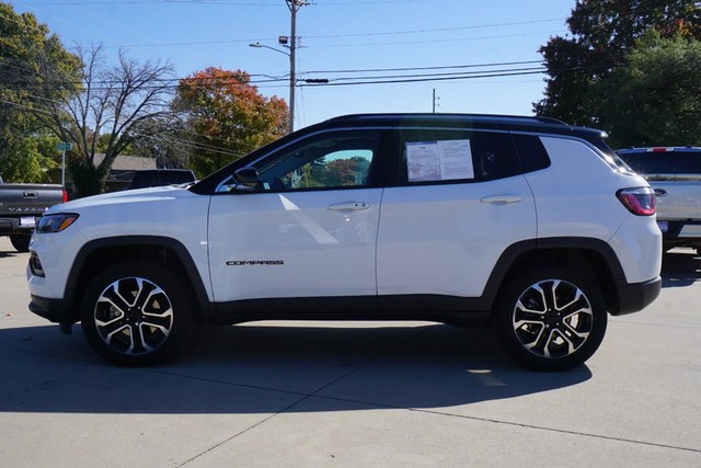 2022 Jeep Compass 4WD Limited image 06